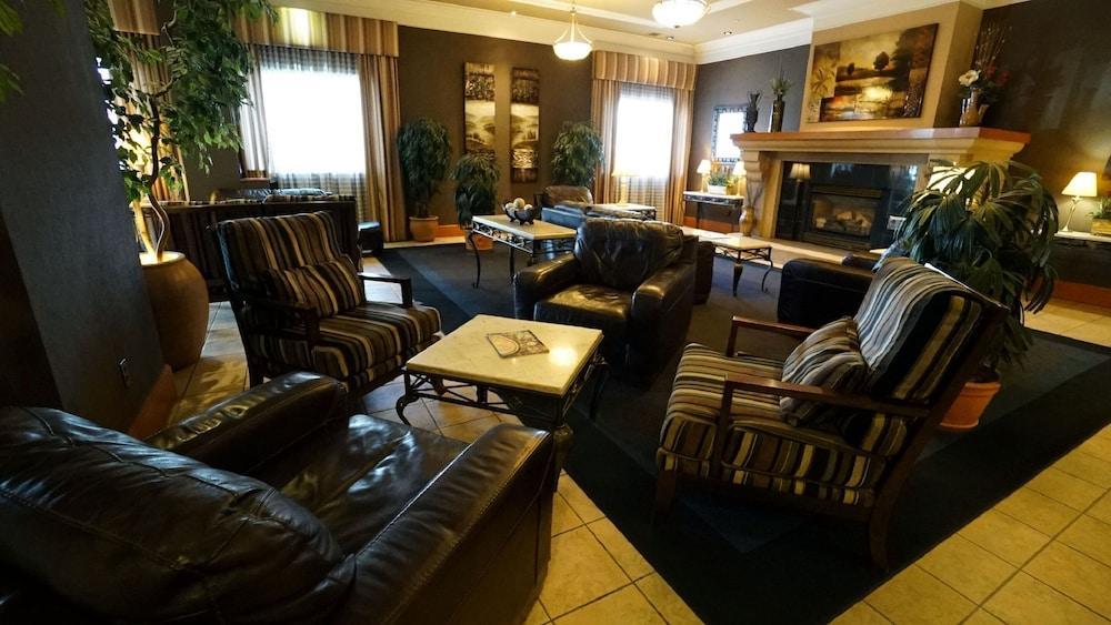 The Glenmore Inn & Convention Centre YYC 외부 사진